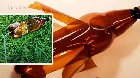 How to Make a Predator Windmill from a Plastic Bottle to Scare Away Birds and Moles