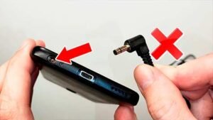 How to Remove a Broken Headphone Jack (3.5mm) Stuck in Your Audio Port: The Safe Mechanical Method