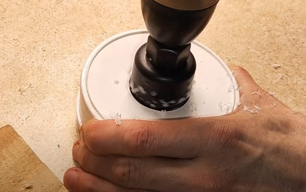 Turn an Old Vase into a Designer Light: DIY Magical Crystal Lamp. Step 1: Making the Inner Base