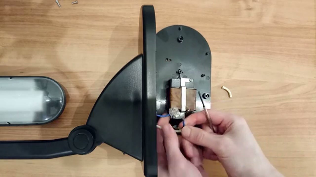 Recableado del casquillo G23