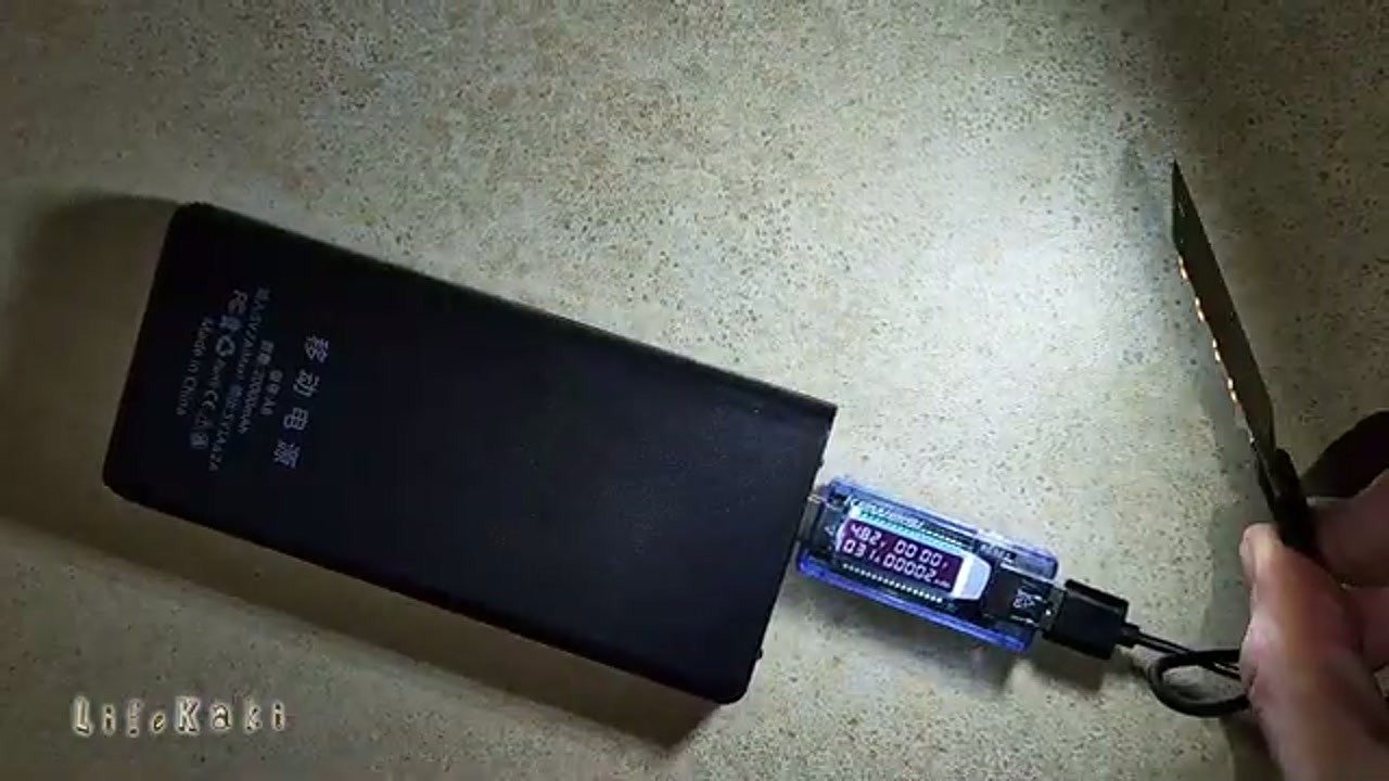 USB LED light working, power data