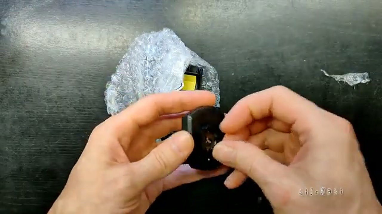 Unboxing the SunDing bike computer components