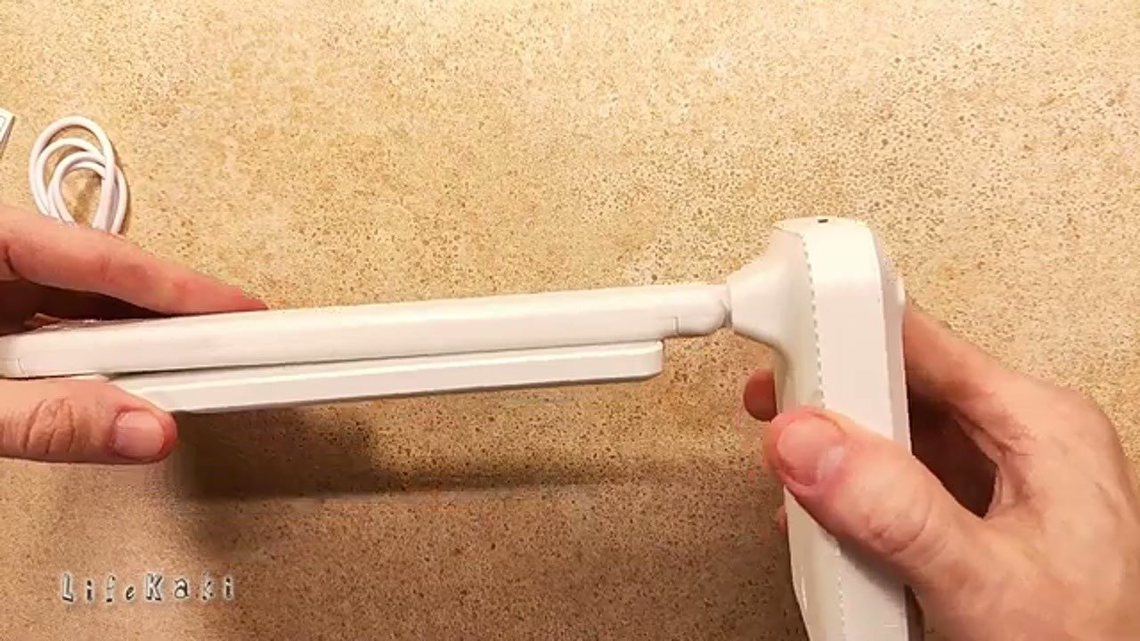 Test des Klappmechanismus