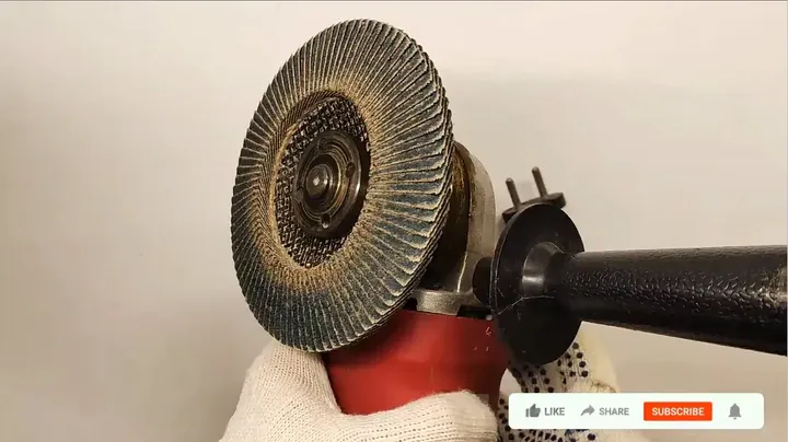 Placing sanding flap disc over spindle hub correctly
