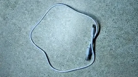 Comparing two USB lamps side by side